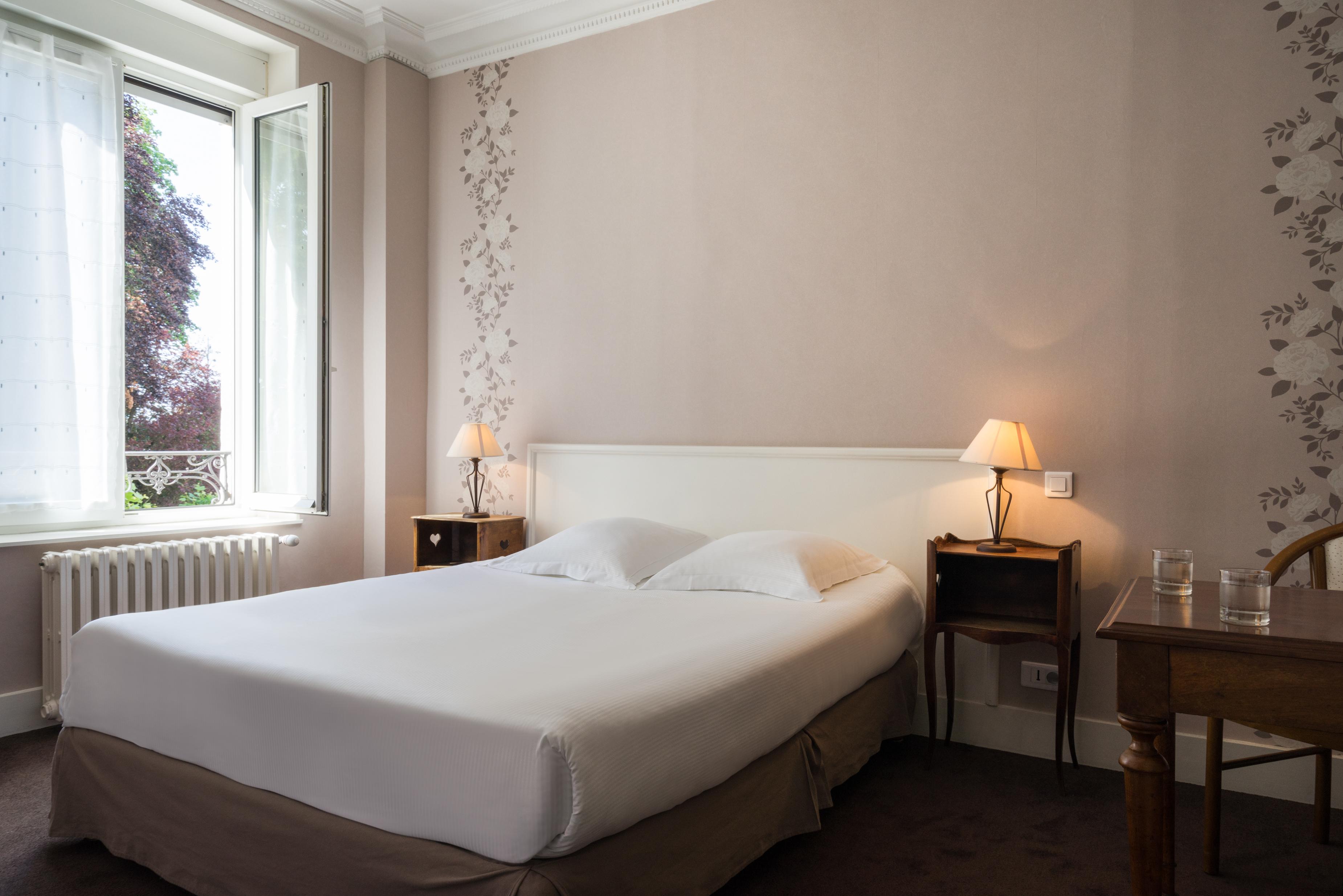 The Originals Boutique, Hotel Terminus, Bourg-En-Bresse Gare Екстериор снимка