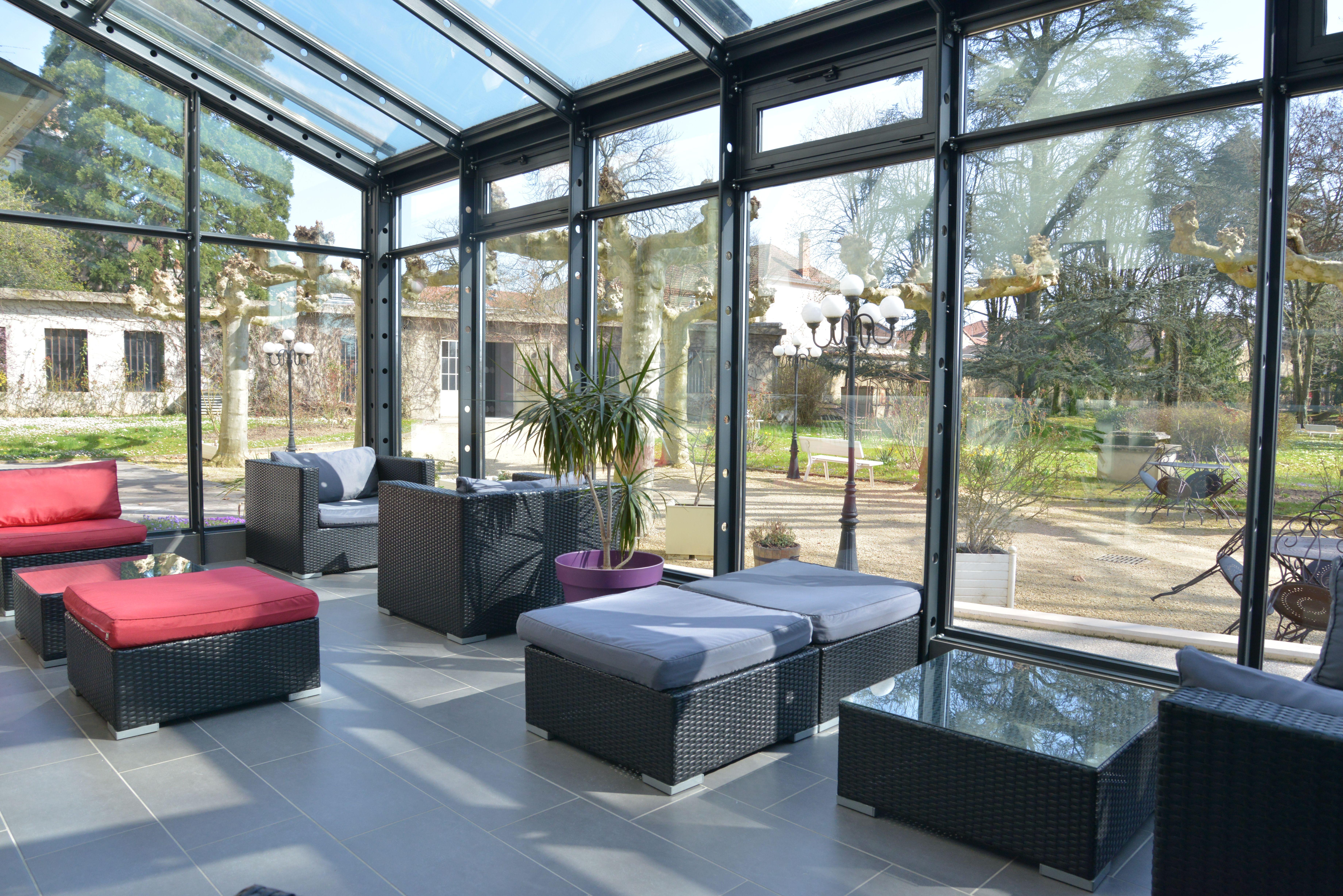 The Originals Boutique, Hotel Terminus, Bourg-En-Bresse Gare Екстериор снимка