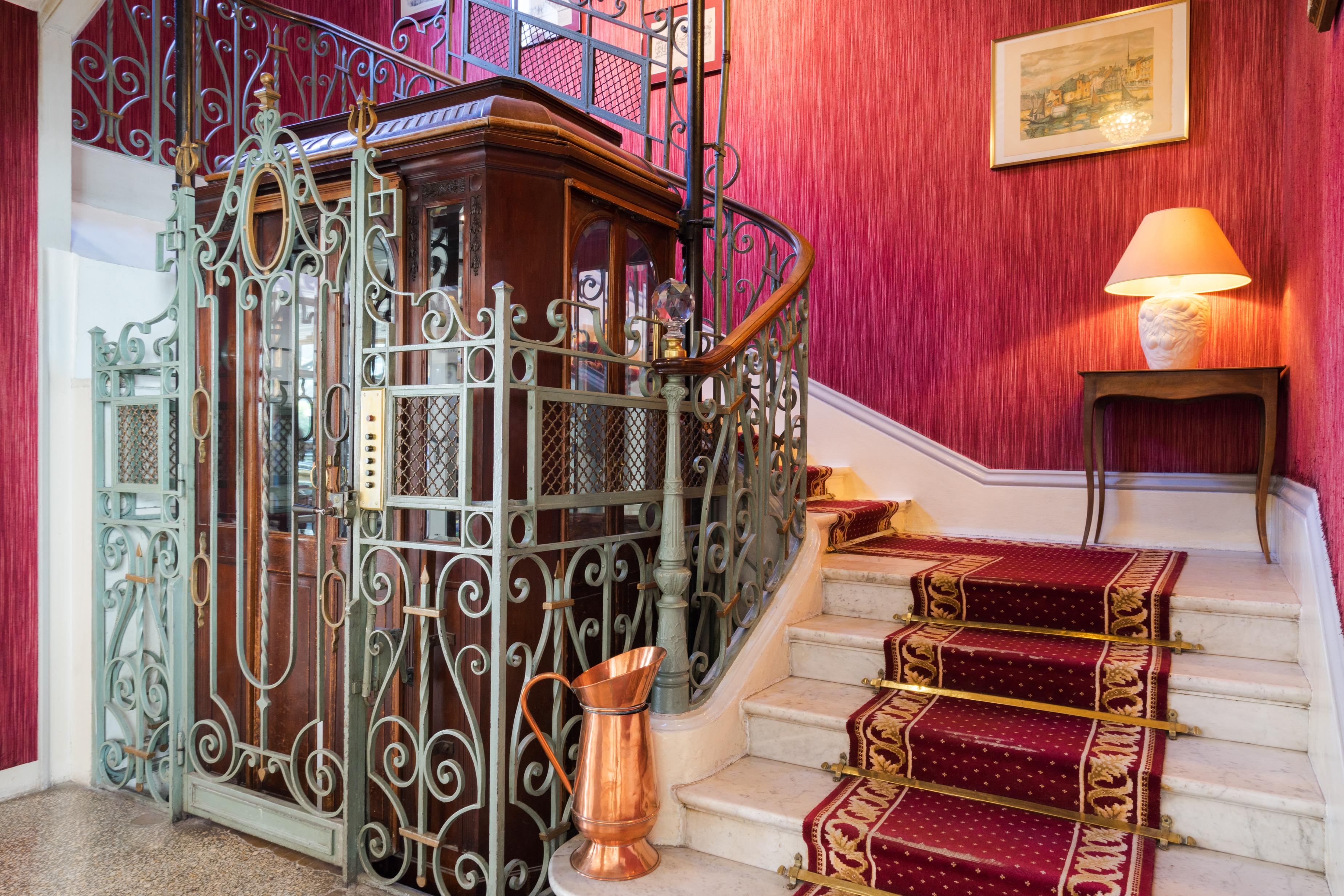 The Originals Boutique, Hotel Terminus, Bourg-En-Bresse Gare Екстериор снимка