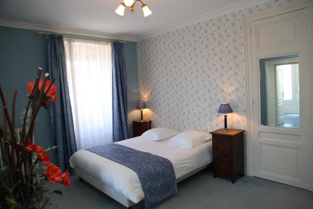 The Originals Boutique, Hotel Terminus, Bourg-En-Bresse Gare Стая снимка