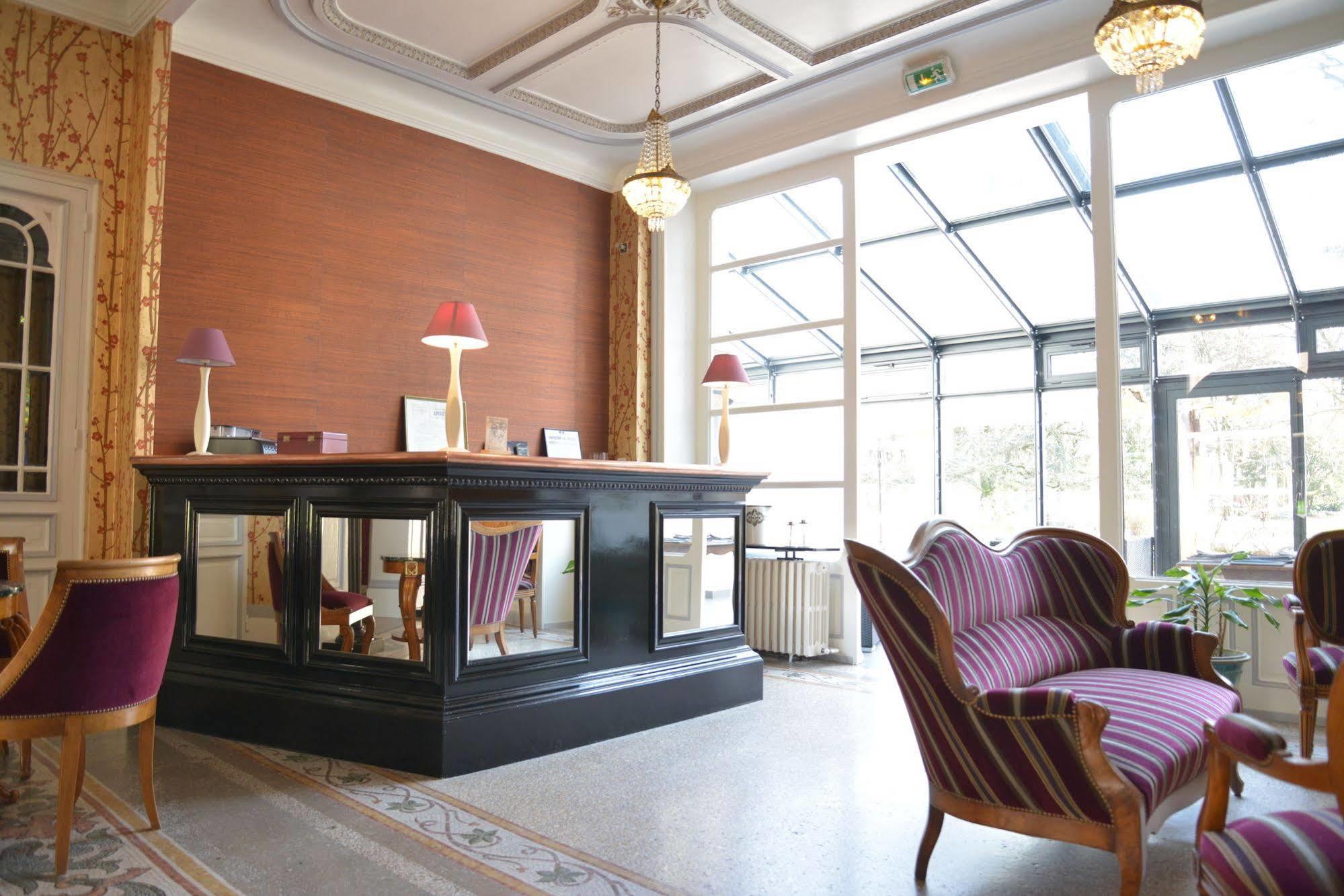 The Originals Boutique, Hotel Terminus, Bourg-En-Bresse Gare Екстериор снимка