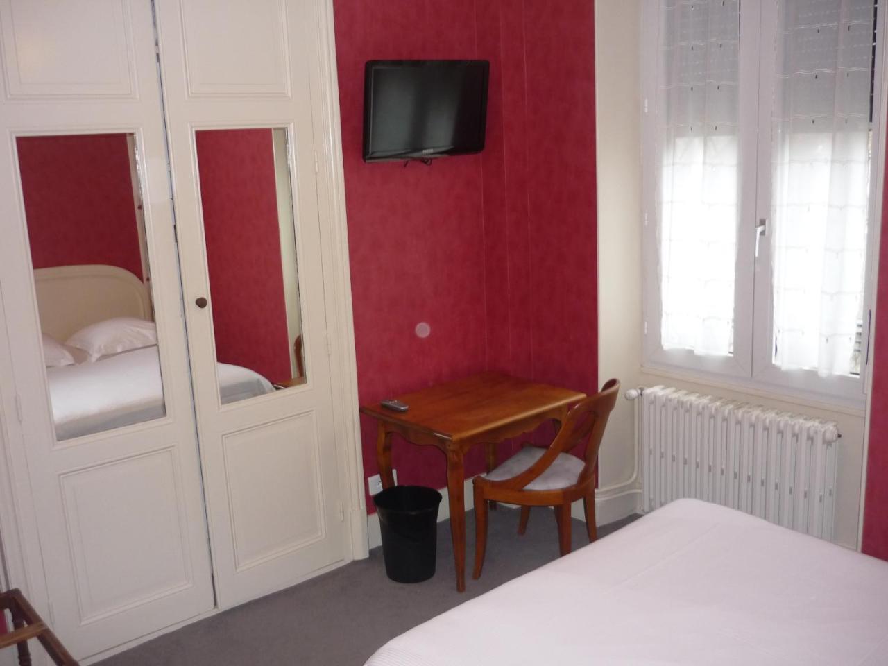 The Originals Boutique, Hotel Terminus, Bourg-En-Bresse Gare Екстериор снимка